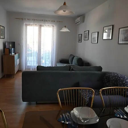 Charming And Comfortable Apartamento Dramalj