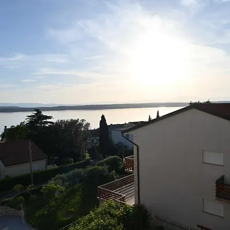 Charming And Comfortable Apartamento Dramalj